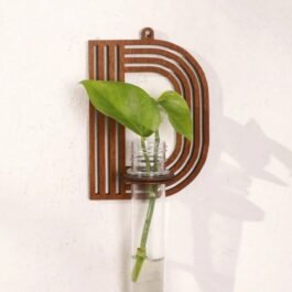 English Letter Shape Wooden Plant Propagation Station